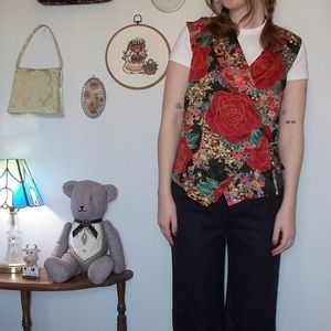 90’s floral silk vest